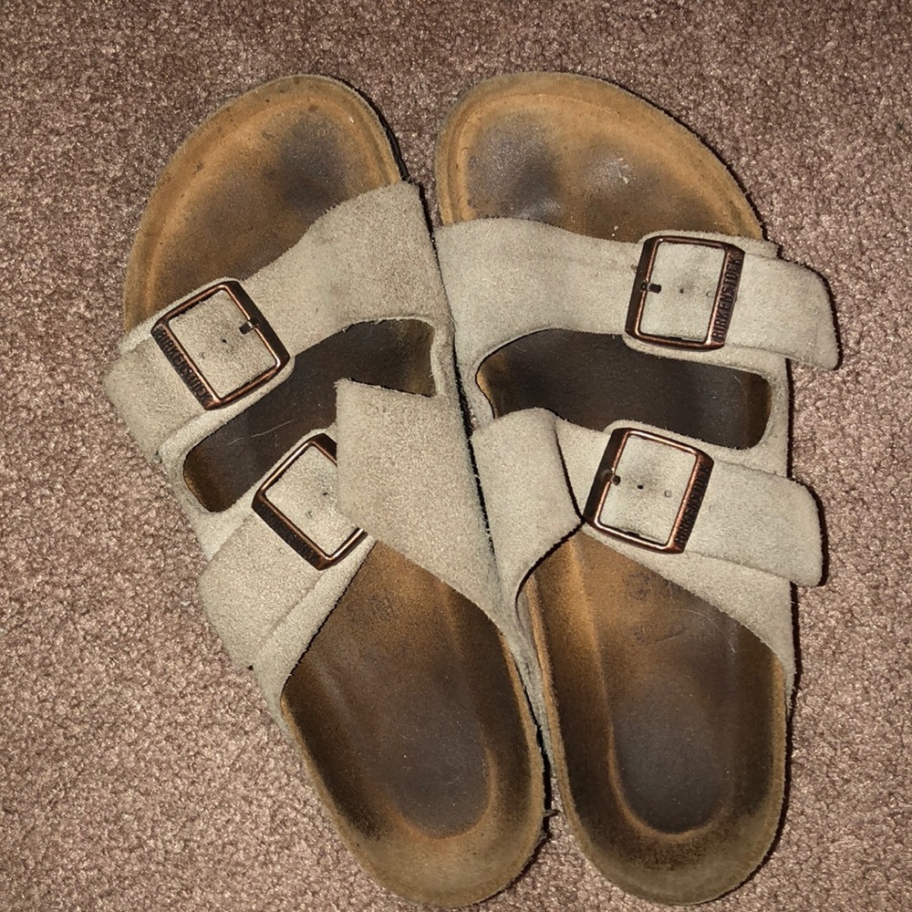 Women’s birkenstocks!!!